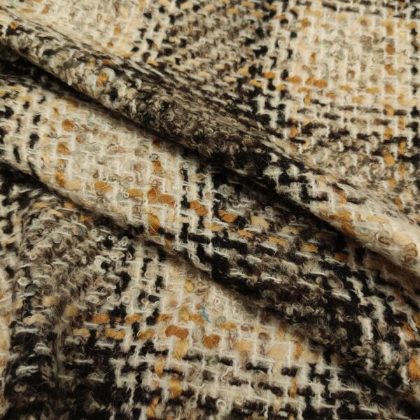 Tessuto Tweed Bouclé in lana motivo quadri beige - nero - giallo
