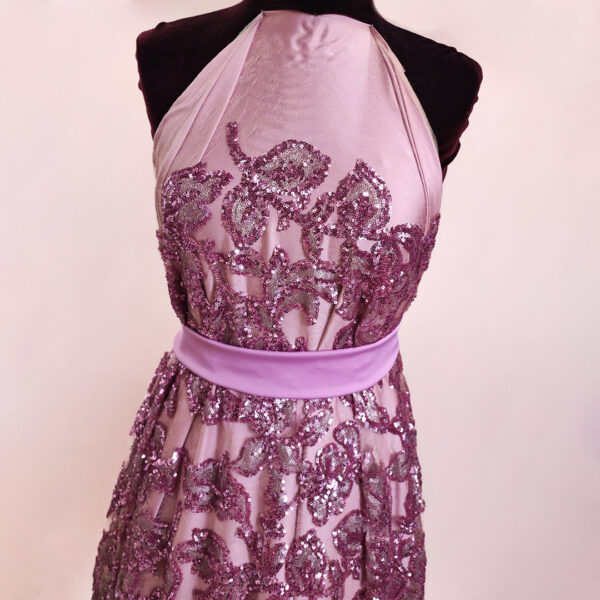 Tessuto tulle-pizzo ricamato con paillettes motivo floreale rosa scuro