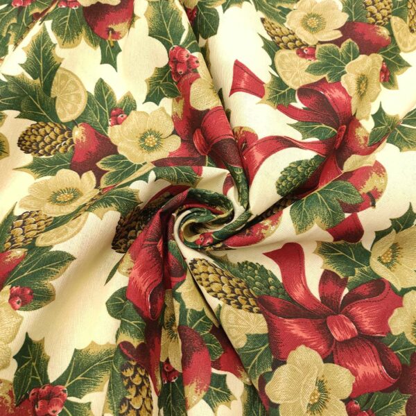 Tessuto Natalizio Decorativo a fantasia misto cotone con fiocchi rosso - verde - beige
