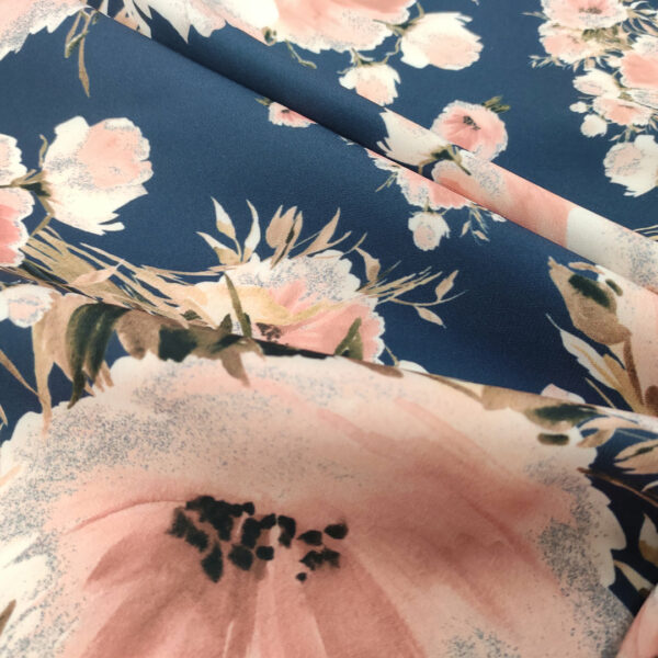 Tessuto cady elasticizzato a fantasia motivo floreale blu navy - rosa antico - bianco