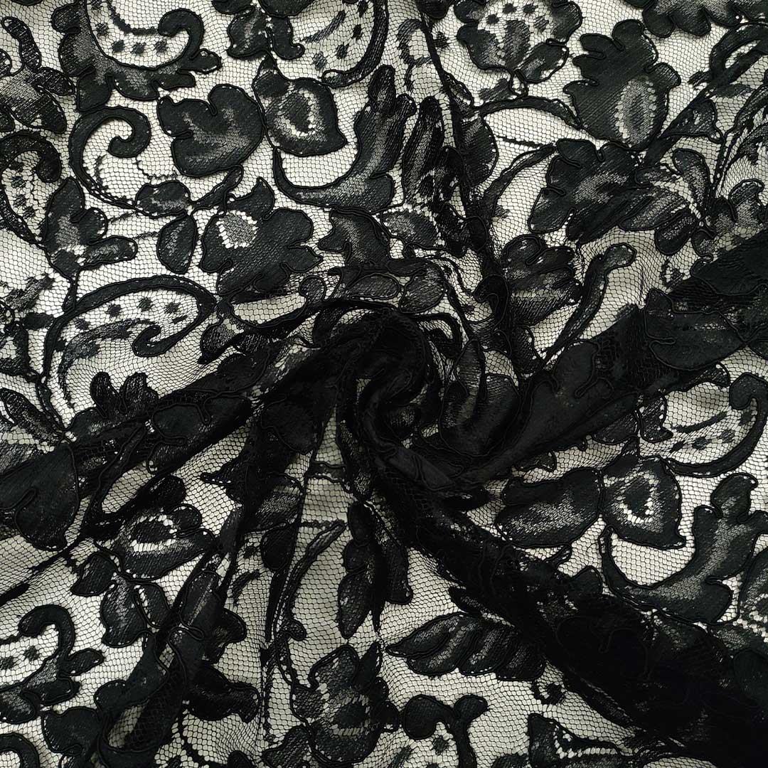 Tessuto Tulle elasticizzato ricamato con paillettes motivo floreale nero -  Iaia Tessuti