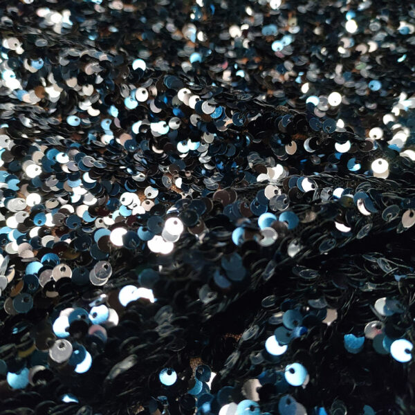 Tessuto tulle elasticizzato ricamato con paillettes blu - argento