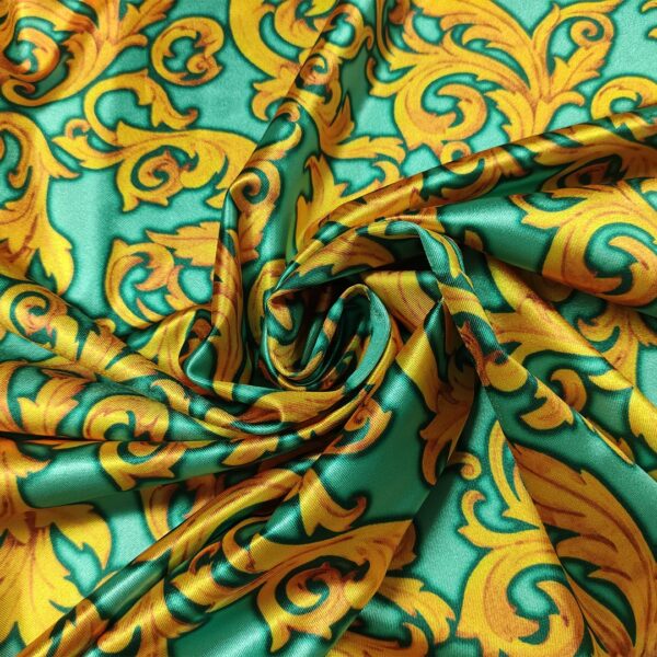 Tessuto Lycra lucida a fantasia motivo floreale barocco verde tiffany - giallo