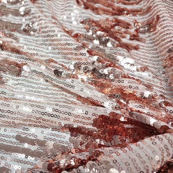 Tessuto Tulle Elasticizzato Ricamato con paillettes rosa gold