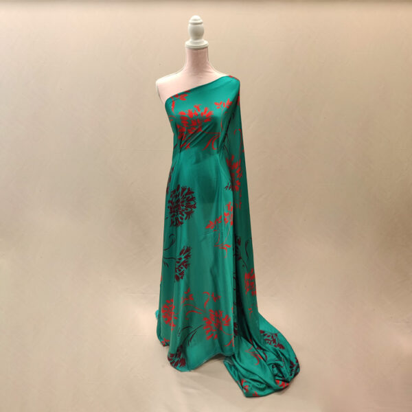 Tessuto Satin a fantasia motivo floreale verde smeraldo - arancione- bordeaux
