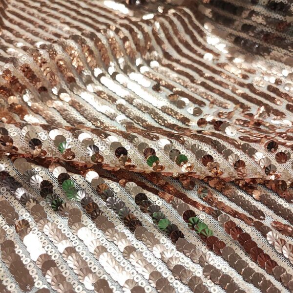 Tessuto Tulle Elasticizzato Ricamato con paillettes rosa gold