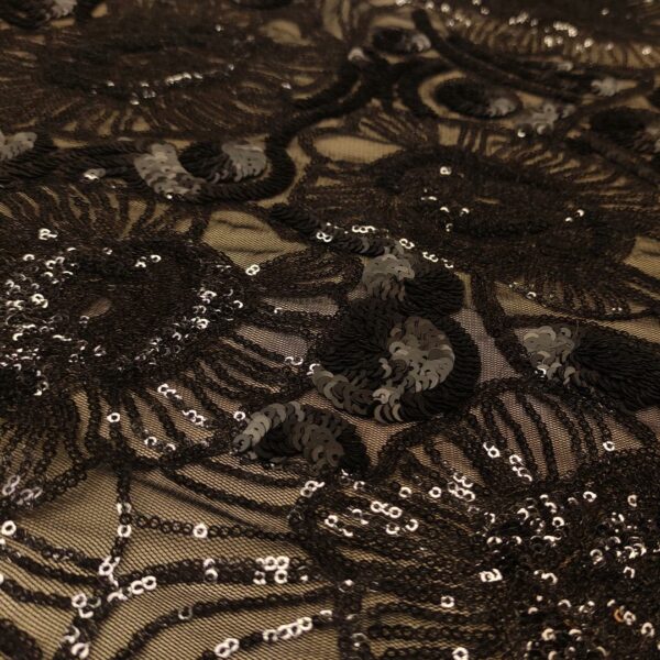 Tessuto Tulle - pizzo mano seta ricamato con paillettes motivo floreale nero