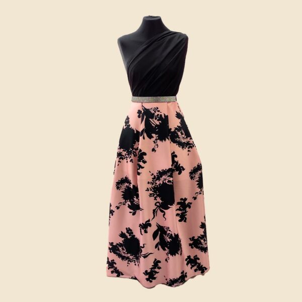 Tessuto Duchesse elasticizzato a fantasia motivo floreale rosa pesco - nero