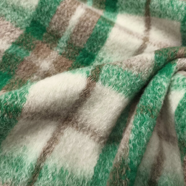 Scampolo di Tessuto Lana Cotta motivo quadri verde prato - bianco - tortora