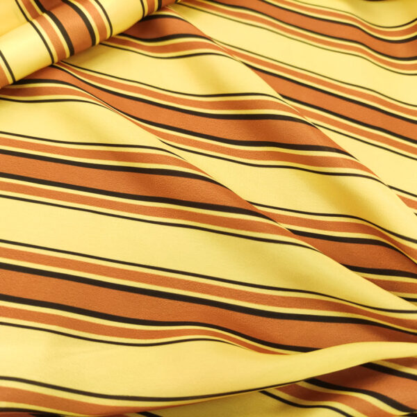 Tessuto Satin a fantasia motivo rigato nero - giallo - coccio