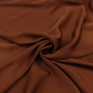 Tessuto crepe Satin leggero elasticizzato tinta unita marrone
