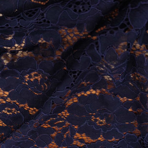 Tessuto pizzo motivo floreale blu navy