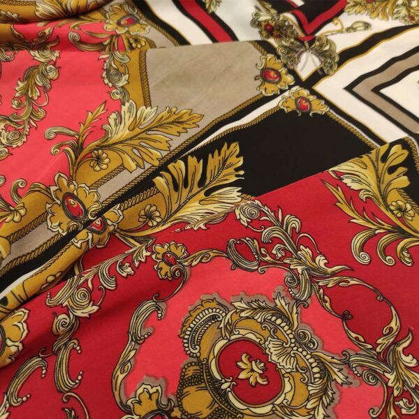 Tessuto Satin a fantasia motivo floreale barocco bordeaux - oro - nero