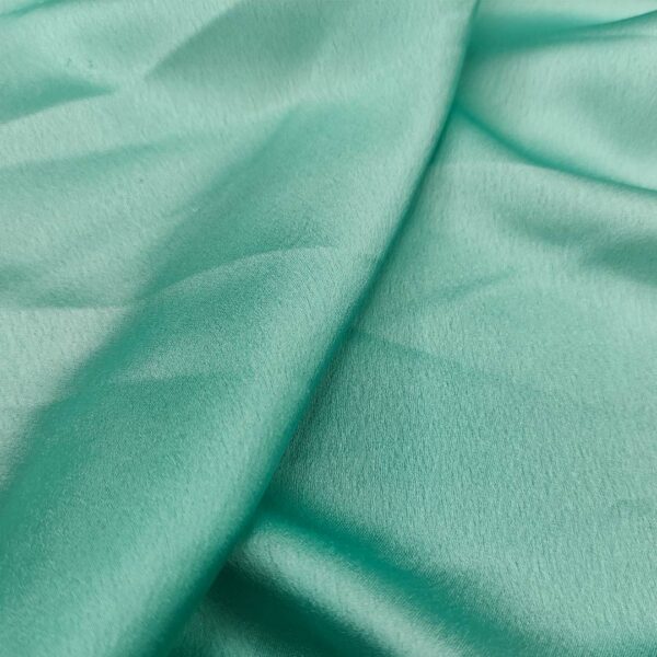 Tessuto Satin leggero elasticizzato tinta unita verde acqua
