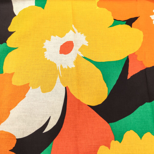 Tessuto Cotone leggero a fantasia motivo floreale verde - giallo - arancio