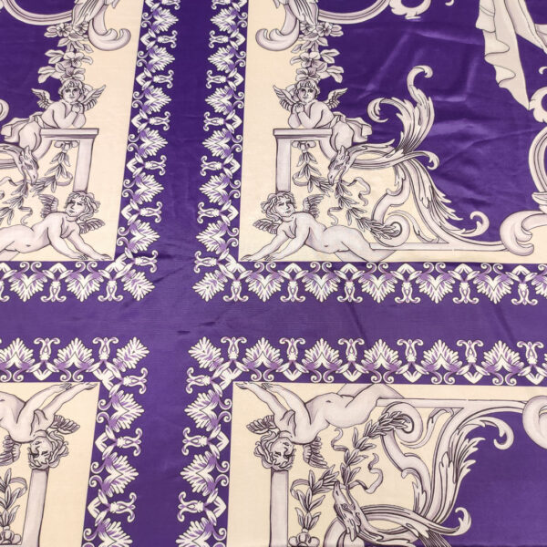 Tessuto Jersey lucido a fantasia motivo floreale barocco beige - viola