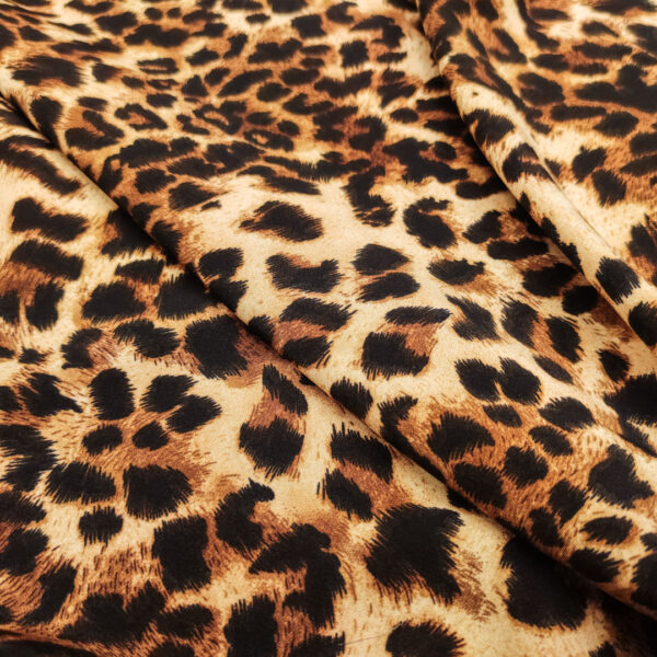 Tessuto Misto Viscosa a fantasia motivo animalier beige - marrone - marroncino