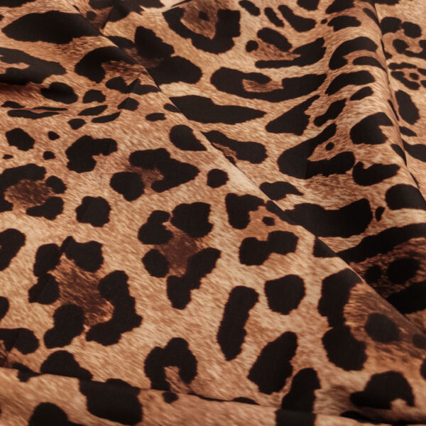 Tessuto Misto Viscosa a fantasia motivo animalier nocciola - marrone - marroncino