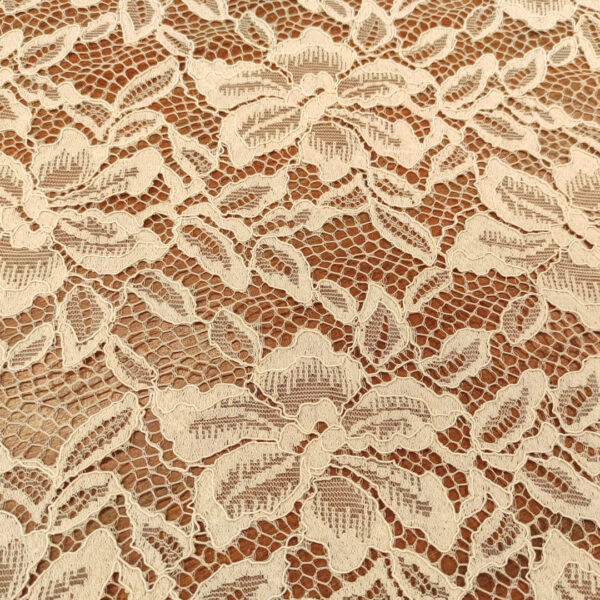 Tessuto pizzo motivo floreale beige
