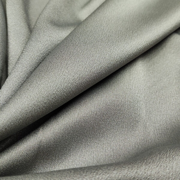Tessuto Crepe Cady tinta unita grigio