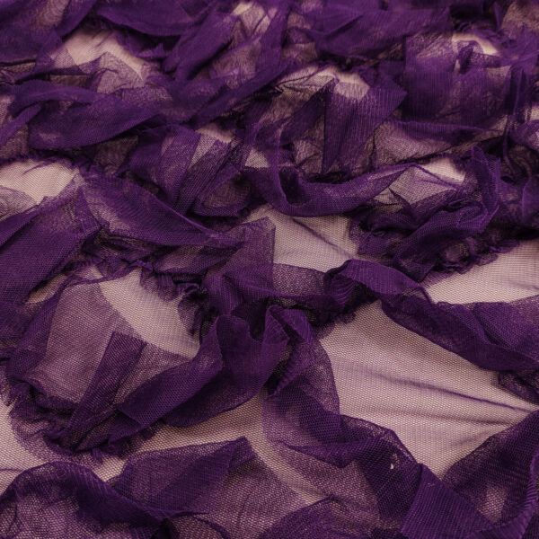 Tessuto Tulle mano seta con balze 3D in tulle tinta unita viola