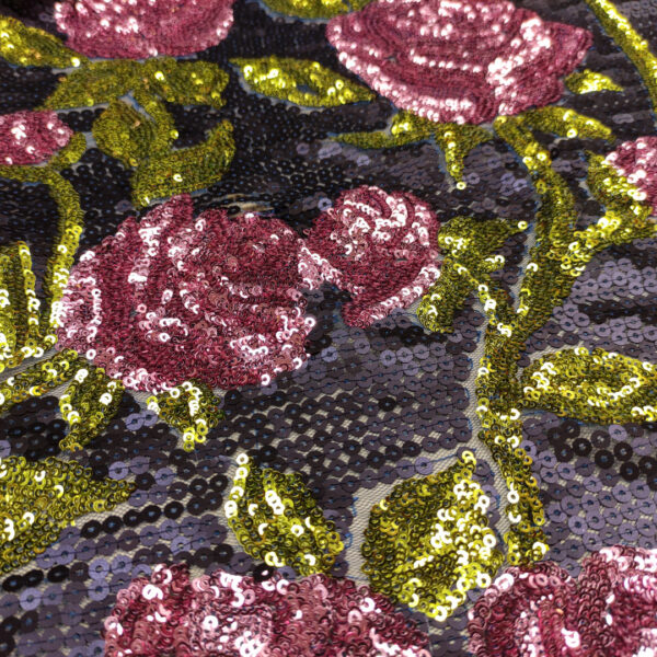 Tessuto Tulle mano seta ricamato paillettes motivo floreale viola - verde - rosa