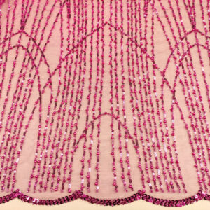 Tessuto Tulle mano seta ricamato con perle e pietre motivo astratto fucsia