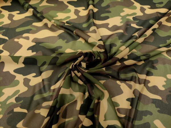 Tessuto Georgette a fantasia motivo astratto verde militare - beige