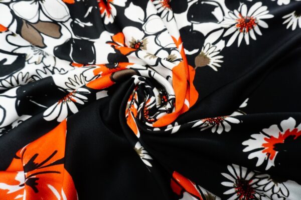 Tessuto Satin a fantasia motivo floreale nero - bianco - rosso