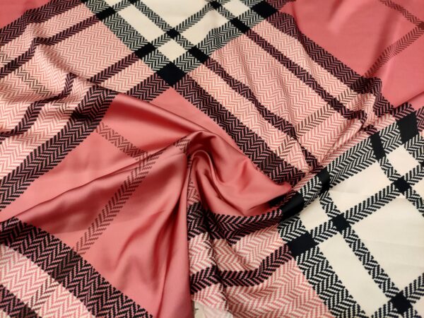 Tessuto Satin a fantasia motivo quadri rosa - nero