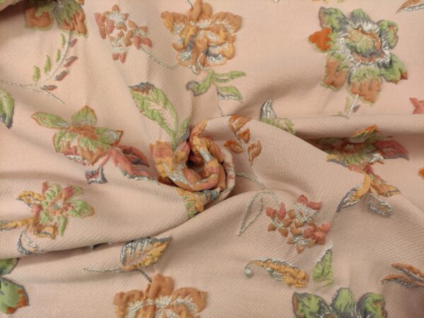 Tessuto Broccato in seta motivo floreale pesca - arancione
