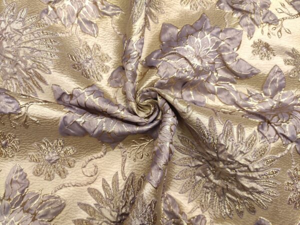 Tessuto Broccato in seta motivo floreale oro - lilla
