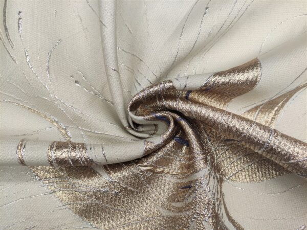 Tessuto Broccato in seta motivo floreale oro