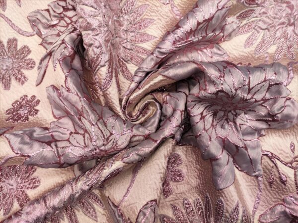 Tessuto Broccato in seta motivo floreale oro - lavanda