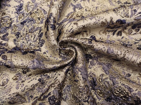 Tessuto Broccato in seta motivo floreale lilla - viola - oro