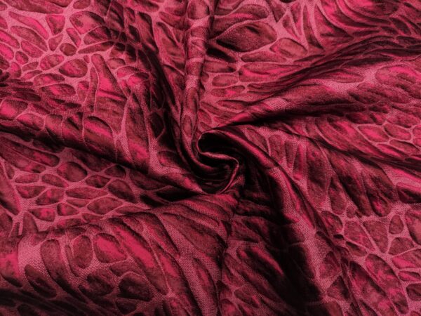 Tessuto Broccato in seta motivo astratto fucsia scuro