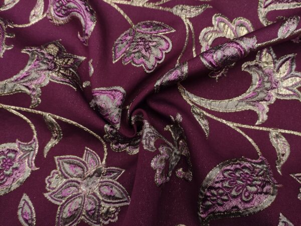 Tessuto Broccato in seta motivo floreale barocco vinaccio - oro