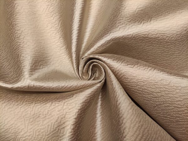 Tessuto Broccato in seta motivo groffato oro