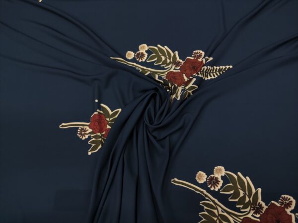 Tessuto Crepe a fantasia motivo floreale blu - bordeaux