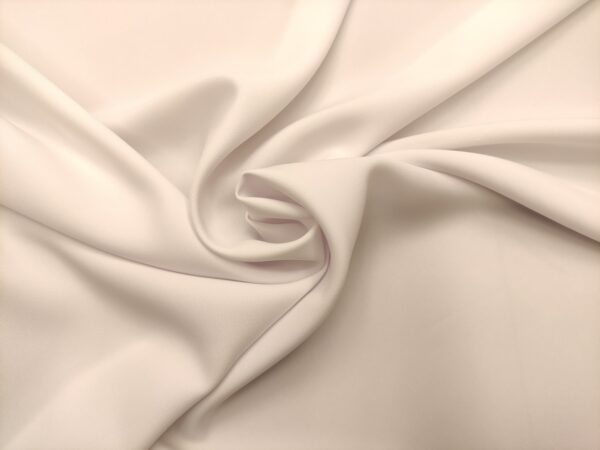 Tessuto Crepe morbido in tinta unita bianco ottico