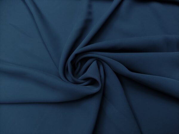 Tessuto Crepe morbido in tinta unita blu navy