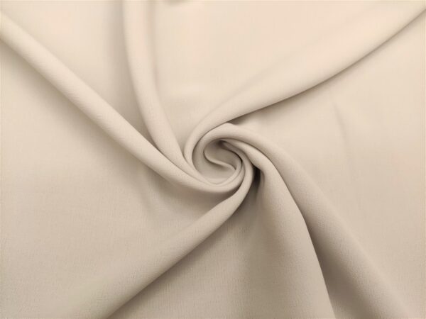 Tessuto Crepe morbido in tinta unita grigio perla