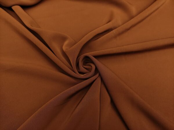 Tessuto Crepe morbido in tinta unita tabacco