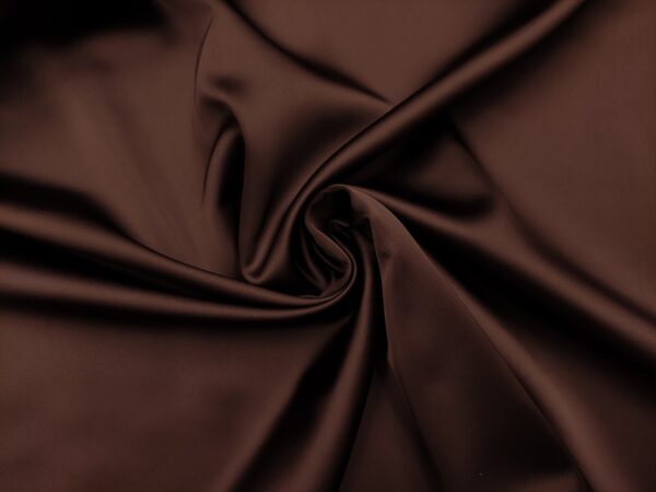Tessuto Duchesse elasticizzato in tinta unita marrone