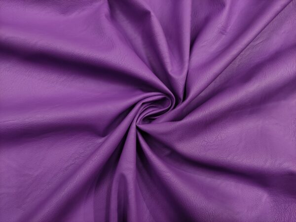 Tessuto Ecopelle per abbigliamento tinta unita lilla
