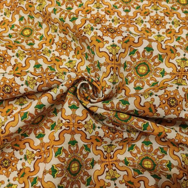 Tessuto misto cotone per arredamento a fantasia motivo geometrico ocra - verde - bianco