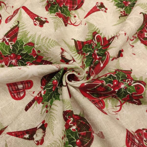Tessuto Natalizio Decorativo a fantasia misto cotone con gnomi rosso - verde - beige