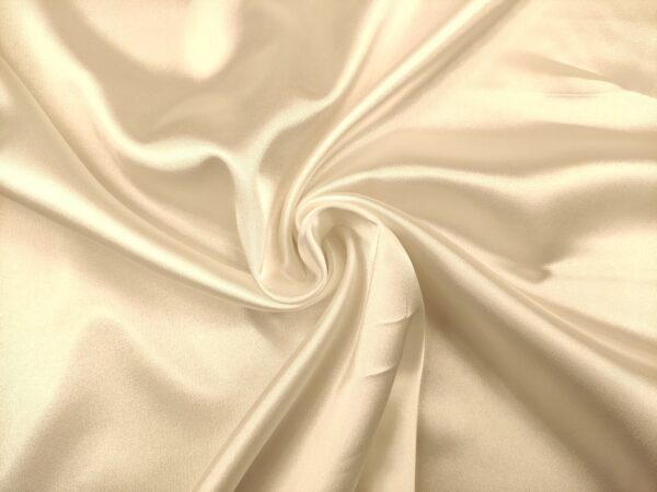 Tessuto Satin leggero elasticizzato tinta unita bianco seta