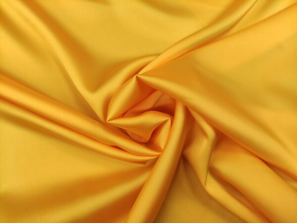Tessuto Satin leggero elasticizzato tinta unita giallo