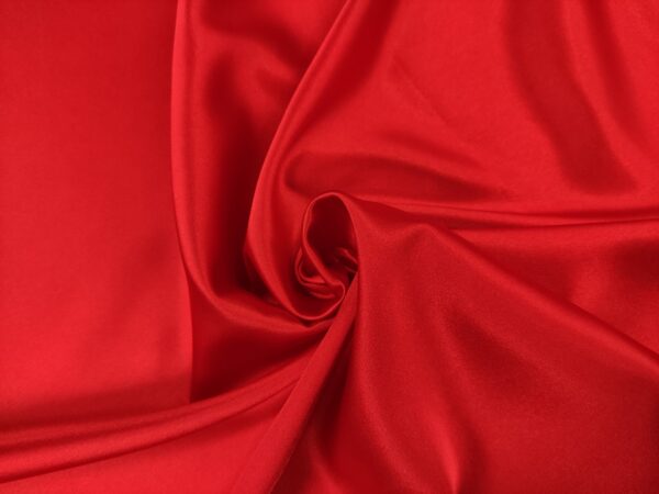 Tessuto Satin leggero elasticizzato tinta unita rosso